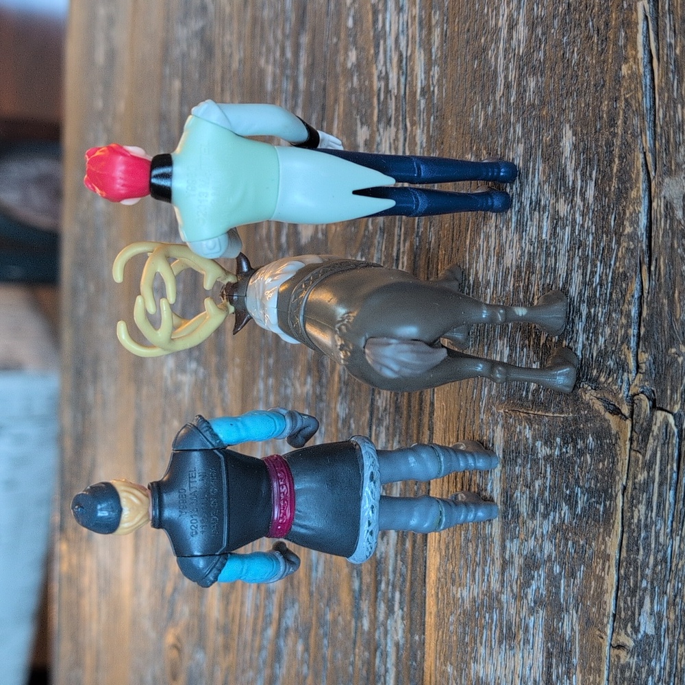 Disney Frozen Action Figures - Kristoff Sven and Prince Hans - Picture 2 of 5